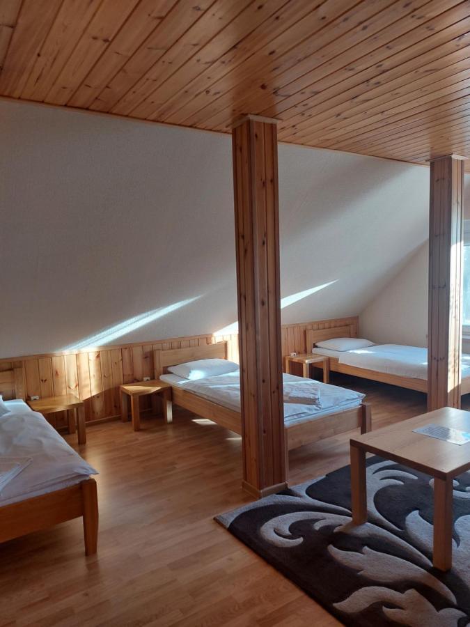 Asmonienes Sveciu Namai "Senoji Mokyklele" Hotel Smalininkai Exterior foto