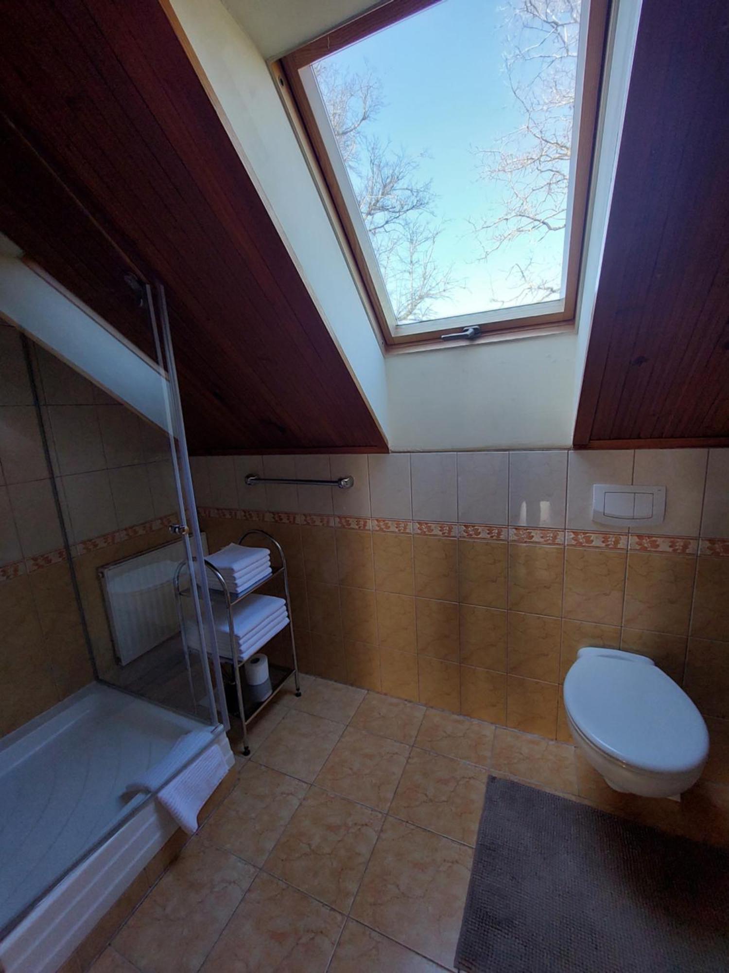 Asmonienes Sveciu Namai "Senoji Mokyklele" Hotel Smalininkai Exterior foto