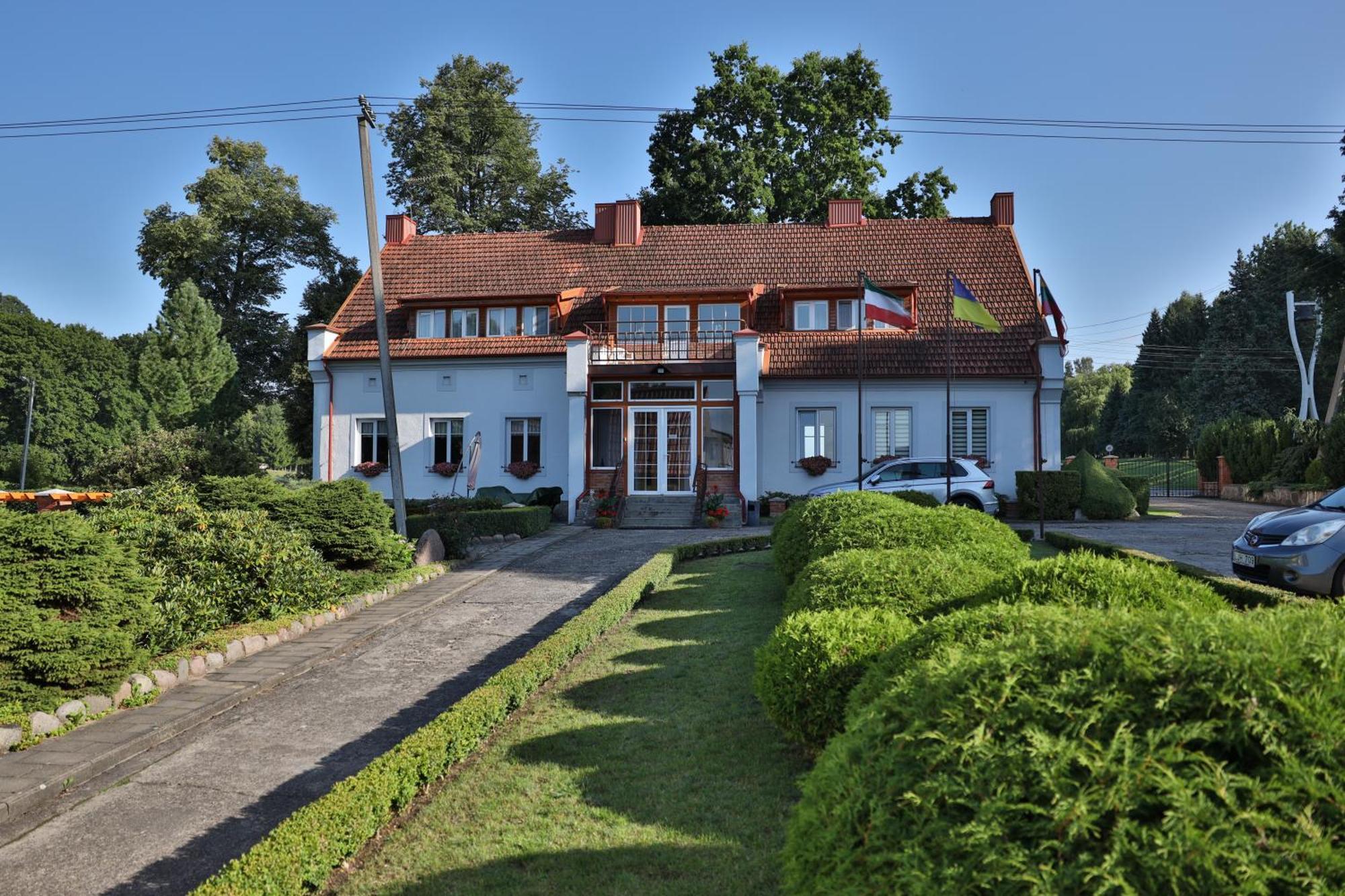 Asmonienes Sveciu Namai "Senoji Mokyklele" Hotel Smalininkai Exterior foto