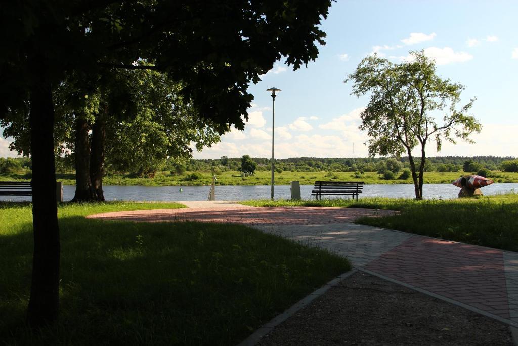 Asmonienes Sveciu Namai "Senoji Mokyklele" Hotel Smalininkai Exterior foto